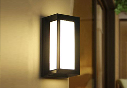 Which energy-saving LED lamp and energy-saving lamp